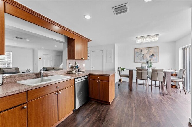 Foto del edificio - 12256 NW 36th Pl