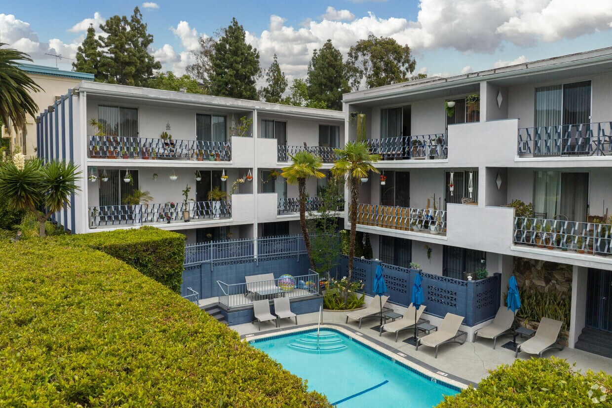 Mediterranean Apartments Apartments in Los Angeles, CA