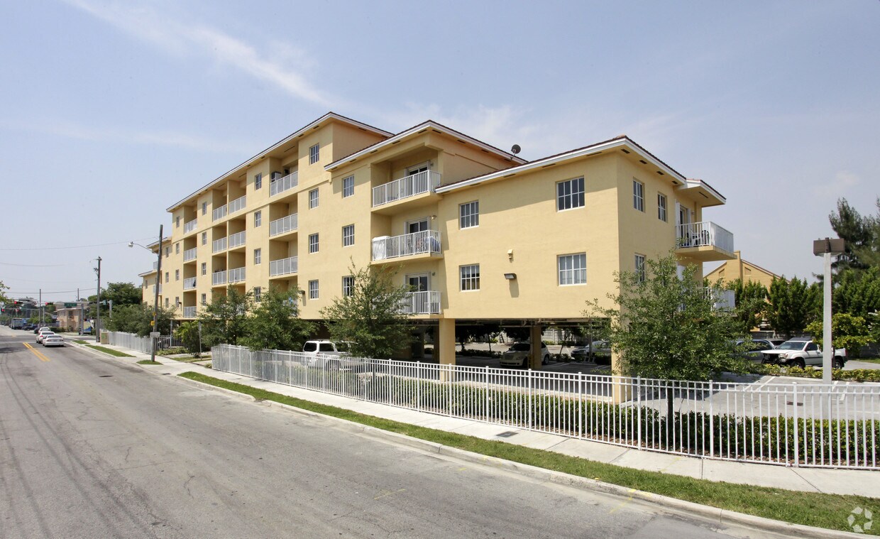 Primary Photo - 500 SW 19th Ave