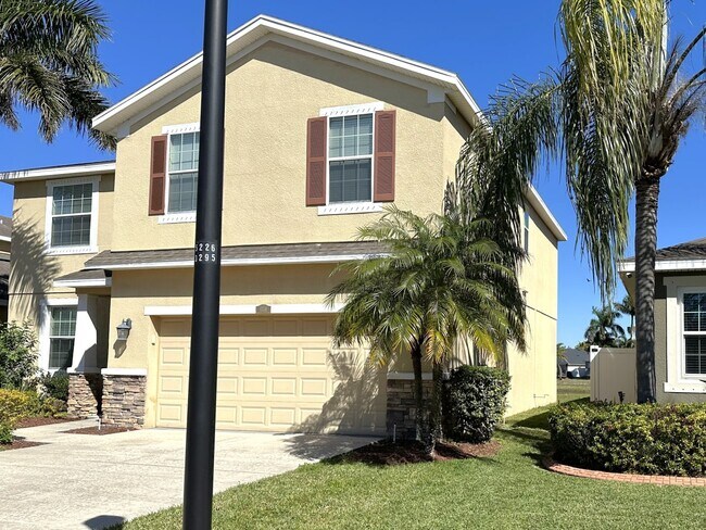 Building Photo - 1734 Bonita Bluff Ct