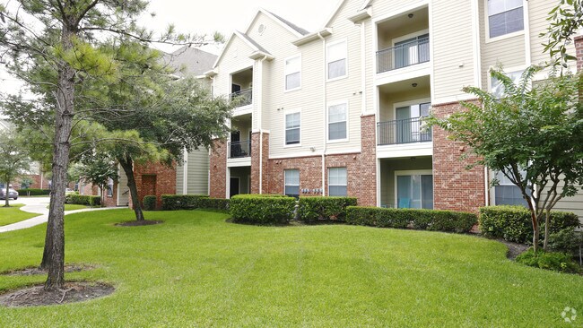 Apex at Royal Oaks Apartments Houston, TX