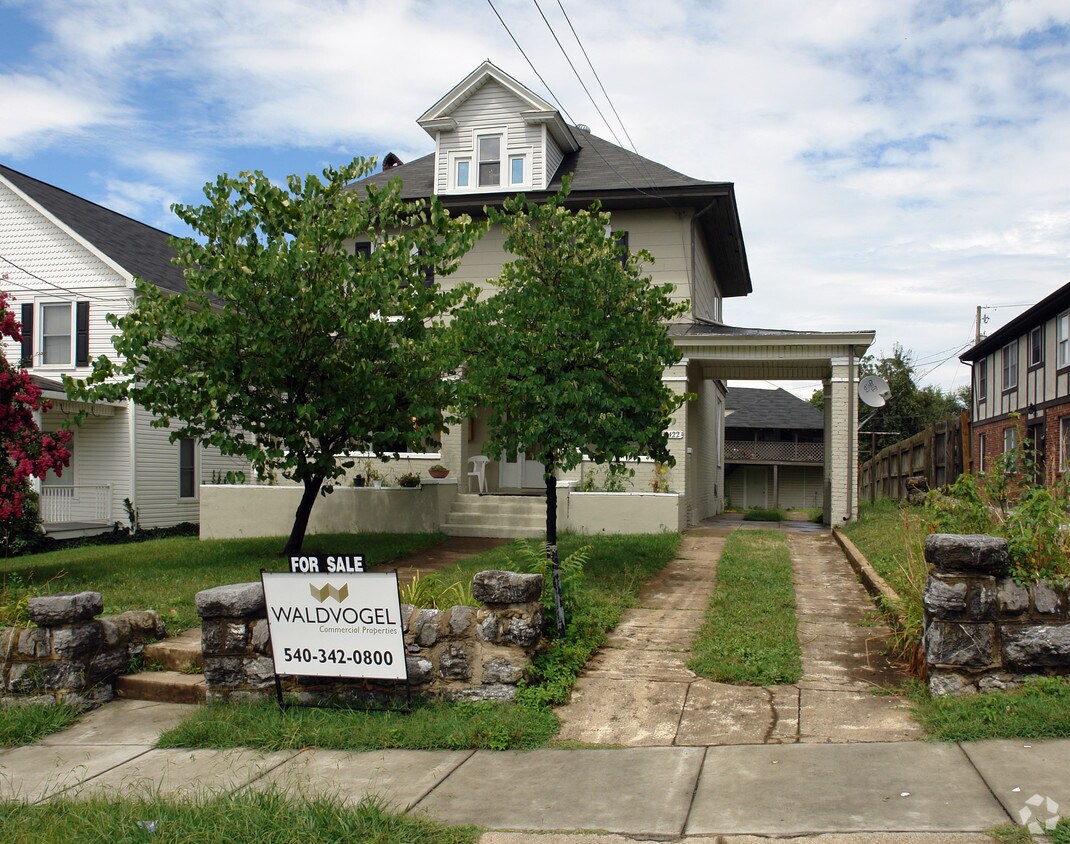 Foto del edificio - 422 Walnut Ave SE