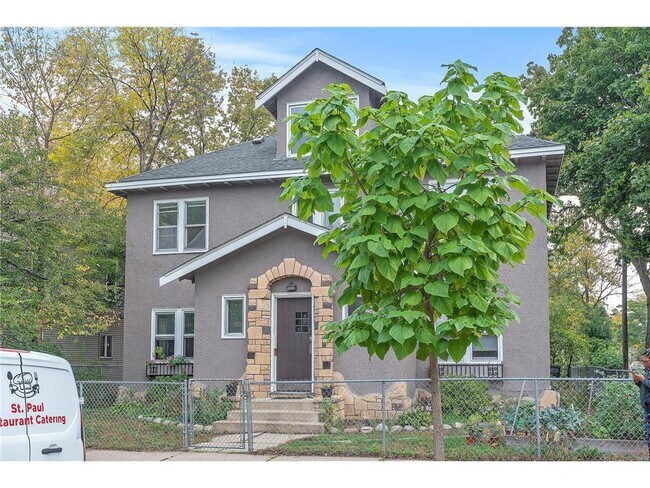 Building Photo - 2829 Pillsbury Ave S