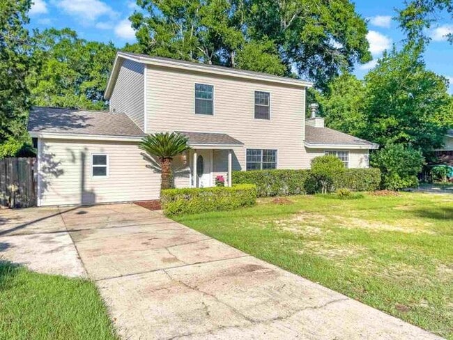 Building Photo - 2775 Bayview Way