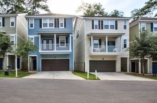 Primary Photo - 246 Soho Ct