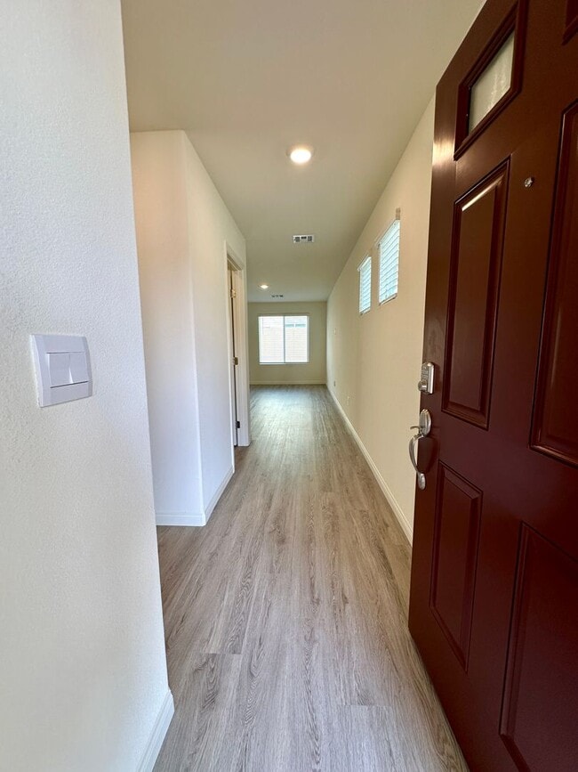 Building Photo - 798 Ruby Sedona Ave