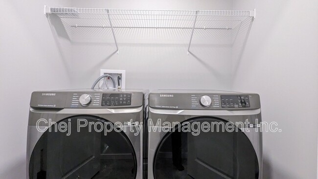 Building Photo - 115 Stiles Bend