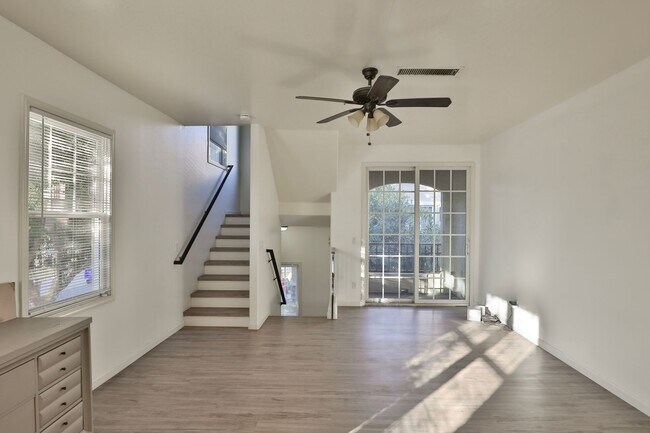 Foto del edificio - Beautiful Gilbert 3 bed/ 3 bath in Gilbert's The Gardens Community