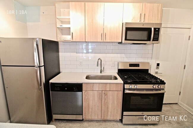 Building Photo - 4322 Mercier St