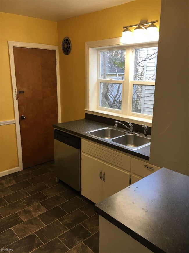 Building Photo - 2 br, 1 bath House - 835 Alto Ave SE