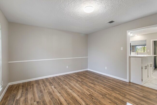 Foto del edificio - 6602 Indian Lake Dr