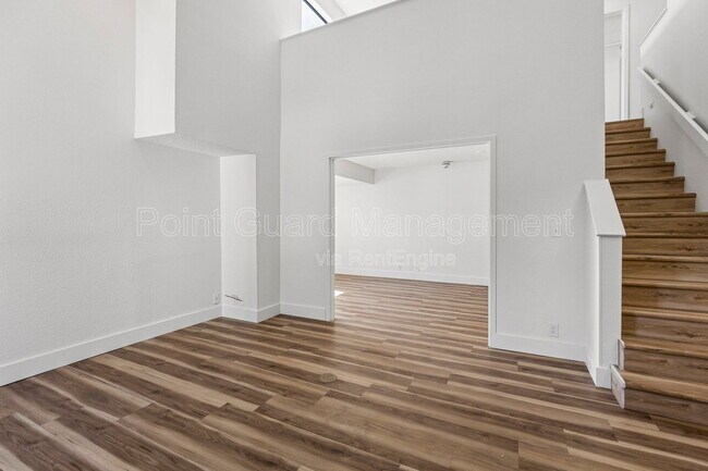 Foto del edificio - 6990 Dodge St