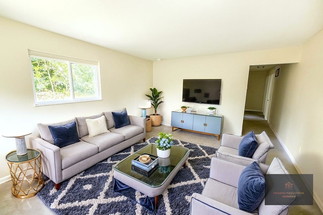 Photo - 1133 N Tremont St House