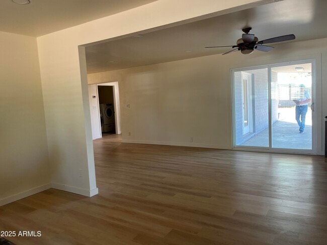 Building Photo - 626 N Hosick Cir