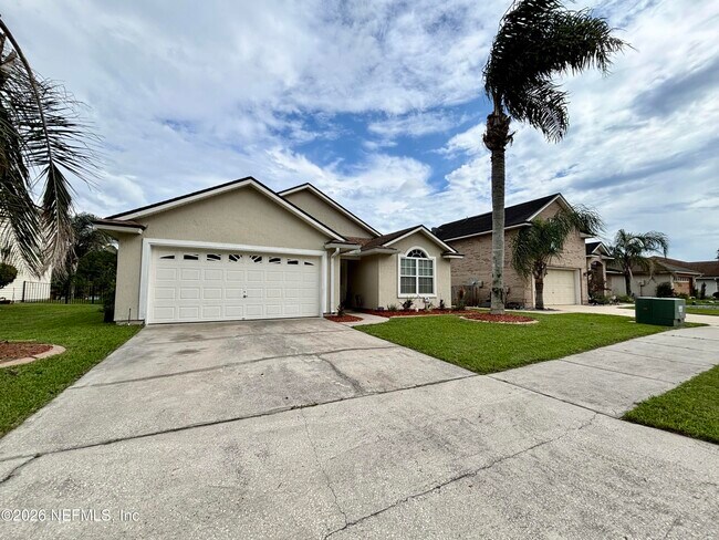 Building Photo - 9302 Prosperity Lake Dr