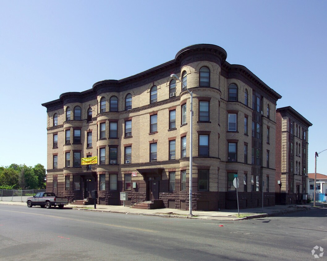 2612-2616 Main Street - 2612-2616 Main St