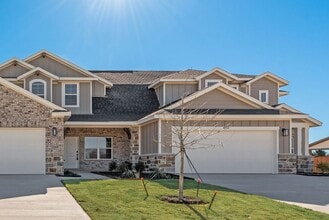 Building Photo - 4254 Clovis St