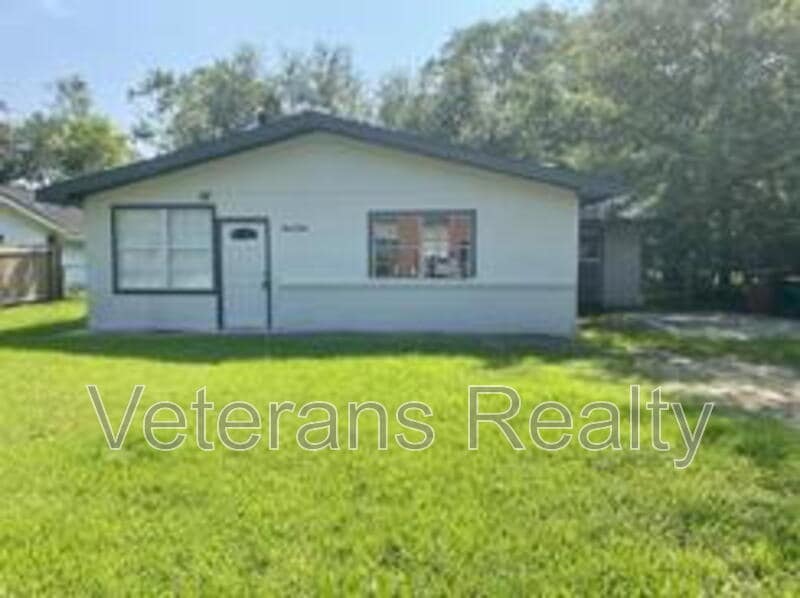 Photo - 101 Park Row Ave