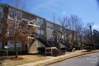 Building Photo - 490 S Barnett Shoals Rd