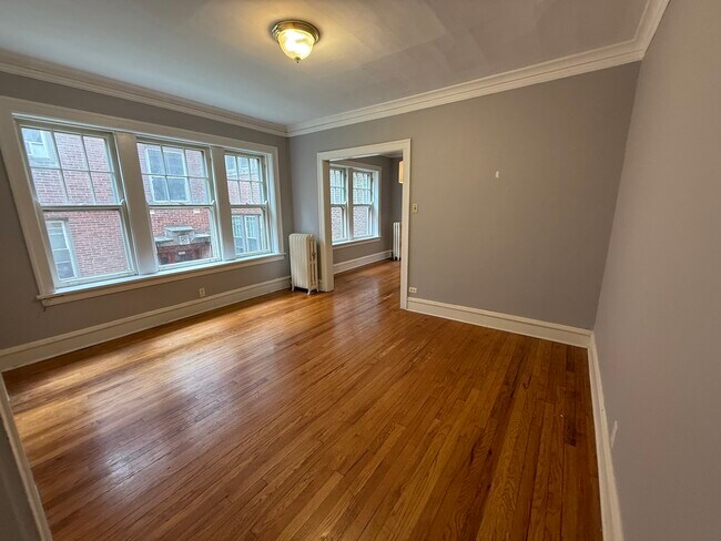Foto del edificio - 1335 W Carmen Ave