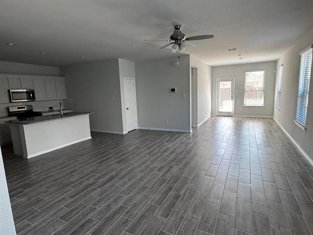 Foto del edificio - 1815 Ash Oak Ln