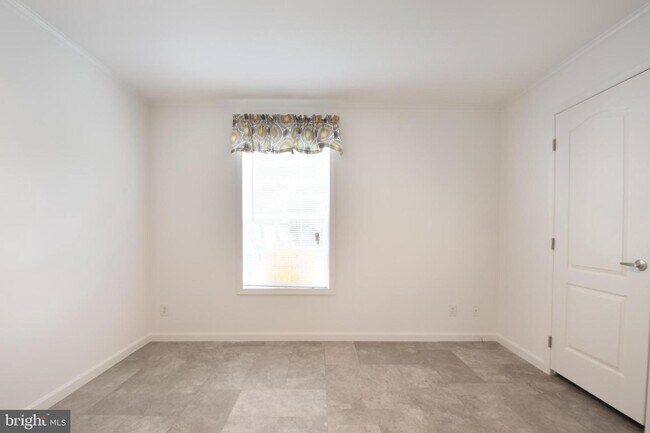 Building Photo - 49 Sherwood Forest Way