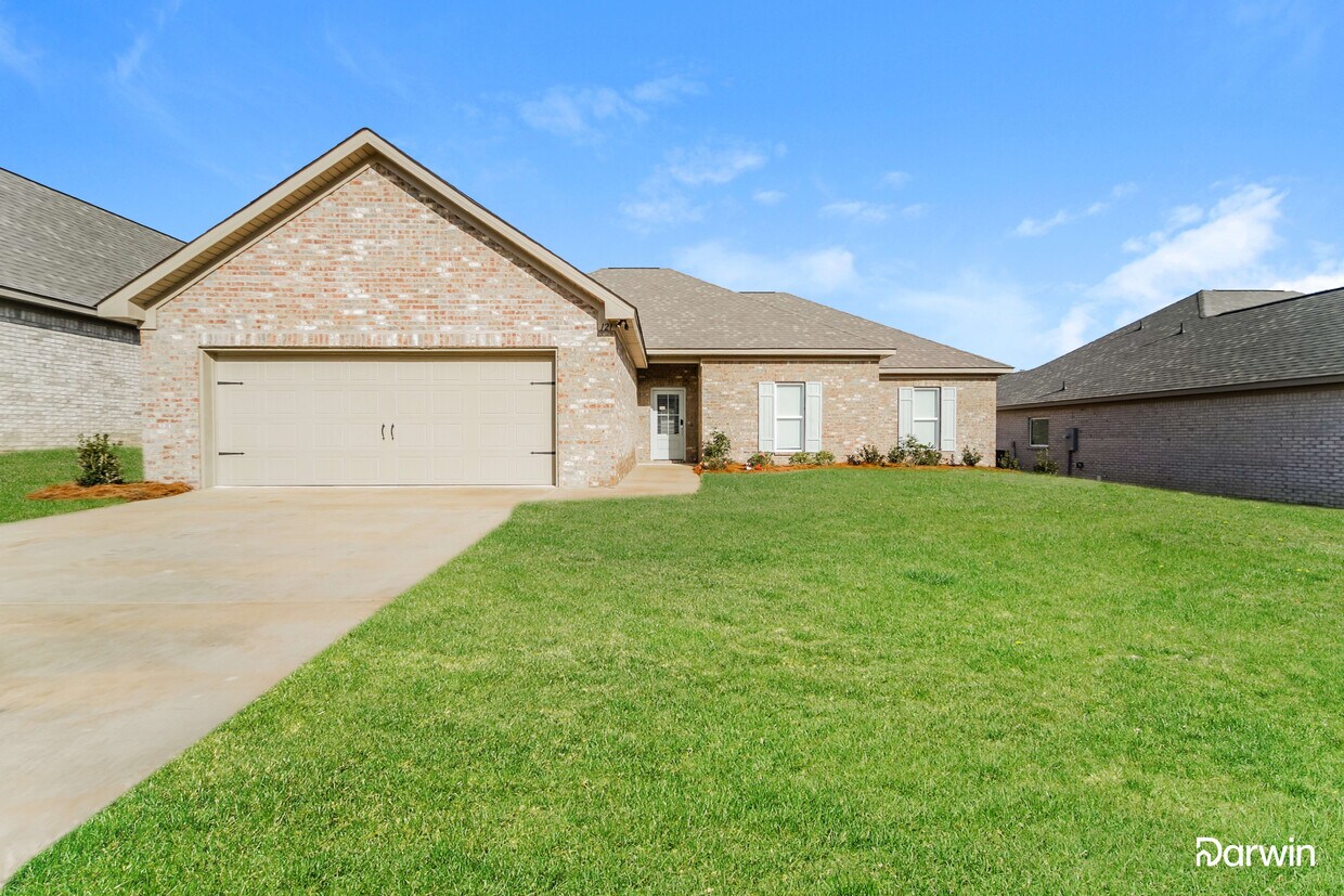 Primary Photo - 121 Shelby Mae Cir