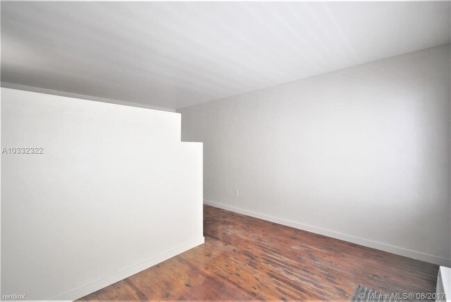 Building Photo - 950 Meridian Ave