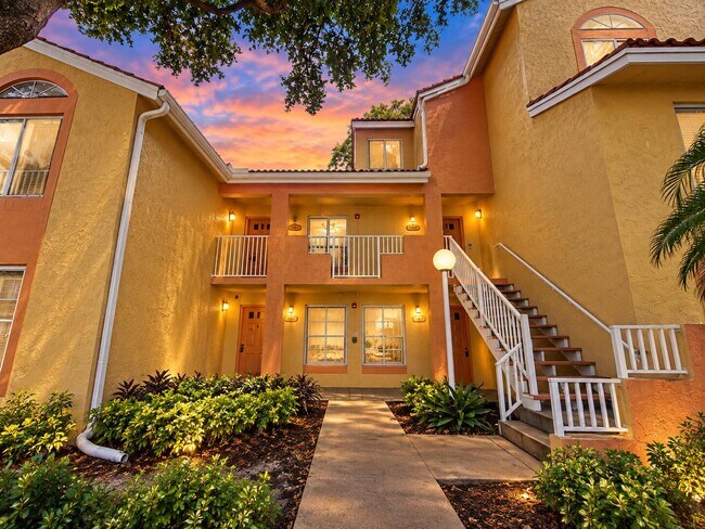 Building Photo - 1172 Coral Club Dr