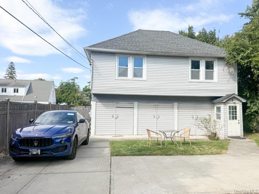 Foto principal - 122 Combs Ave