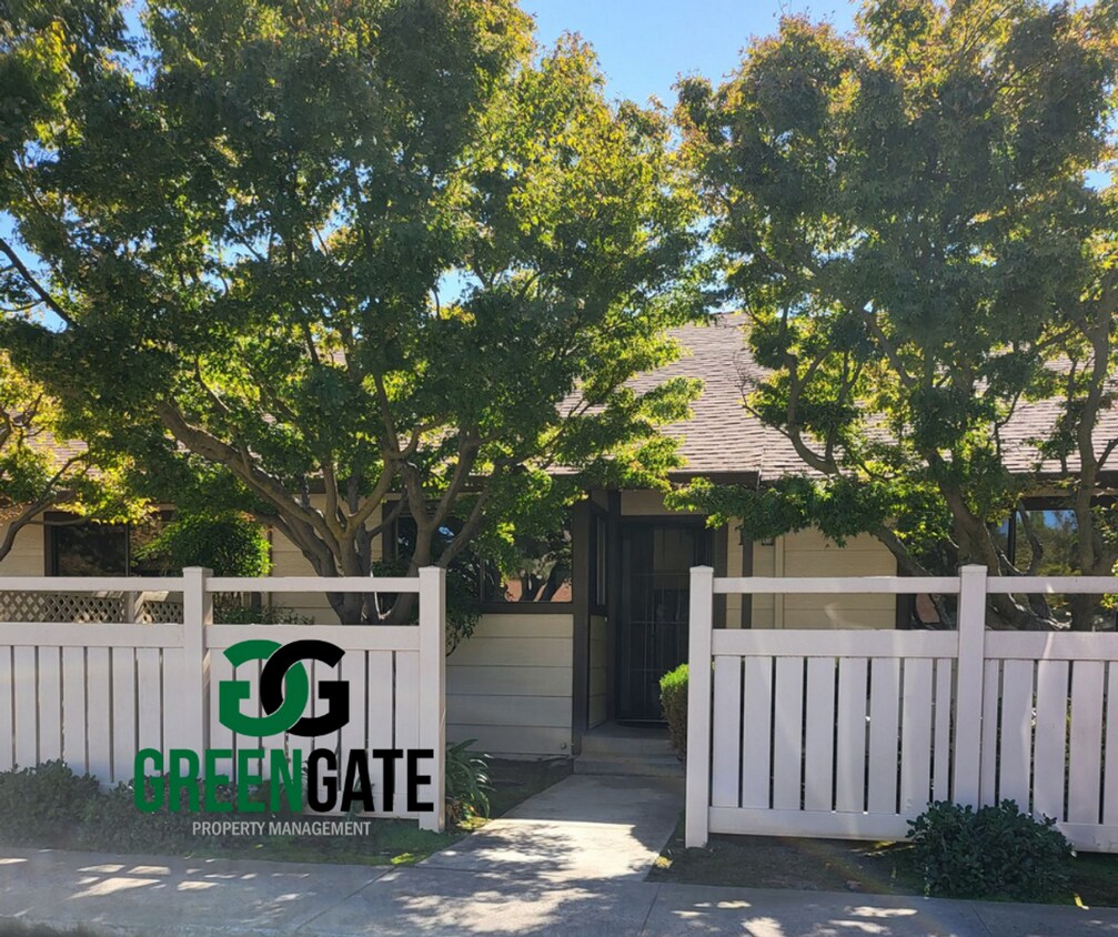 700 W Roseburg Ave F Apartment for Rent in Modesto, CA