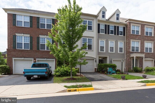 Foto del edificio - 43237 Highgrove Terrace