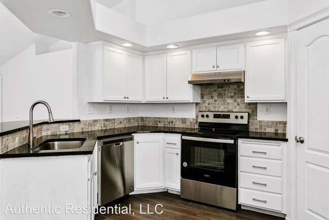 Building Photo - 4 br, 2 bath House - 1206 W Aberdeen Avenue