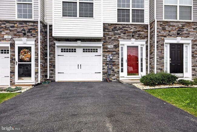 Foto del edificio - 10382 Lantern Ln