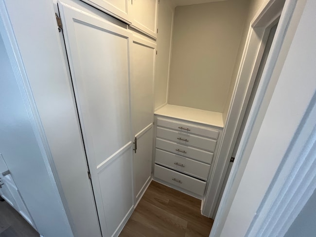 Foto del interior - 944 Tiverton Avenue