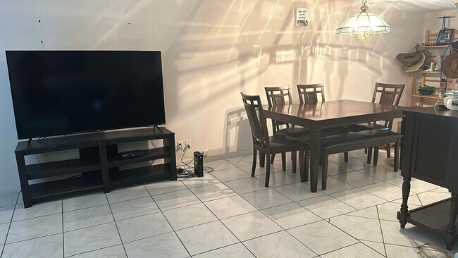 Foto del edificio - 2151 NE 42nd Ct