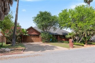 Building Photo - 1500 Orchid Ave