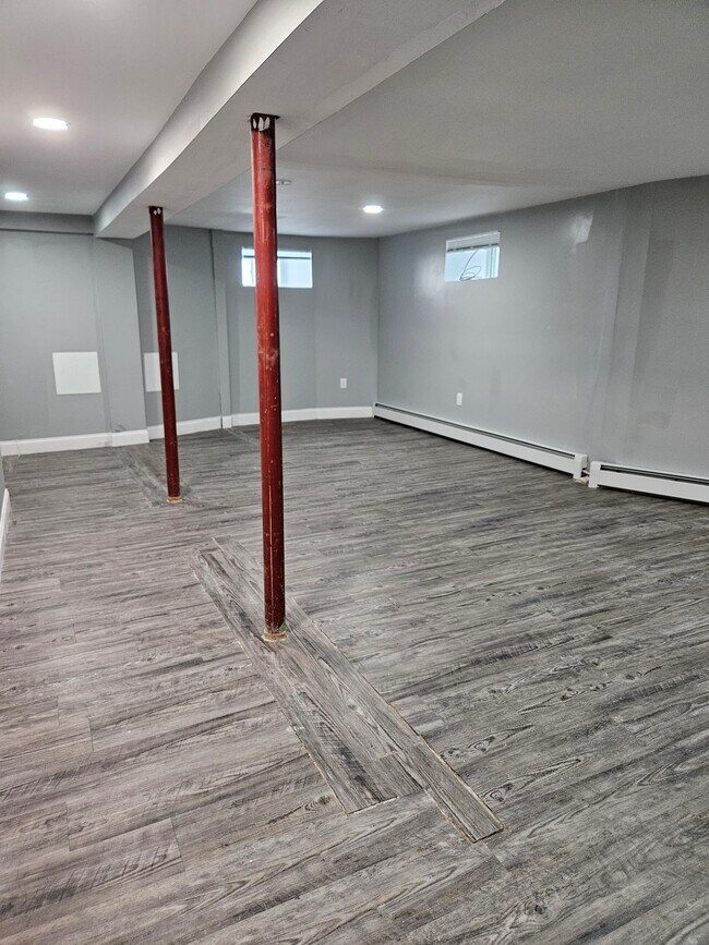 44 Glendale St Unit B, Everett, MA 02149 Apartments in Everett, MA