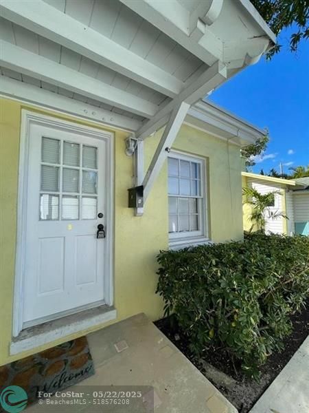 Foto principal - 104 NE 4th Ave