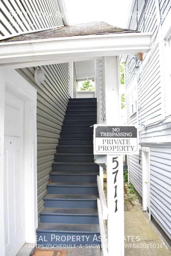 Foto del edificio - 5711 17th Ave NW