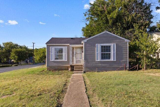 Foto del edificio - Charming Home in Prime Grand Prairie Locat...