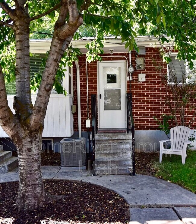 Foto del edificio - 2825 Connor St