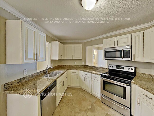 Foto del edificio - 800 SW 87th Terrace