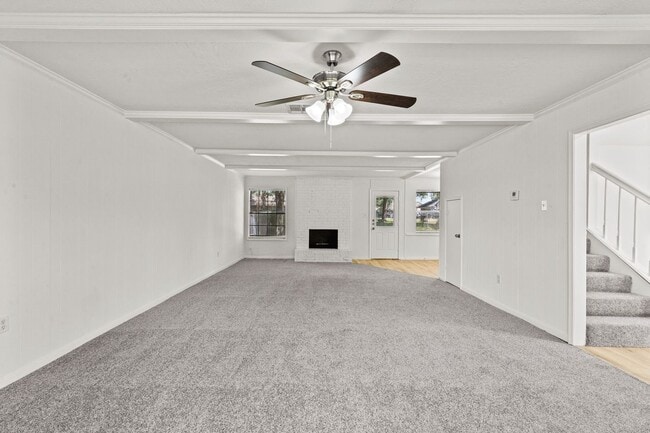 Building Photo - 2102 Silver Moon Trail