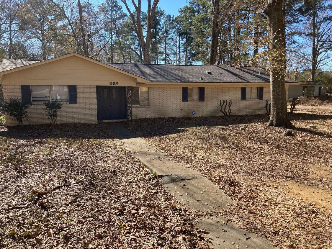 1169 Marble St, Jackson, MS 39212 House Rental in Jackson, MS