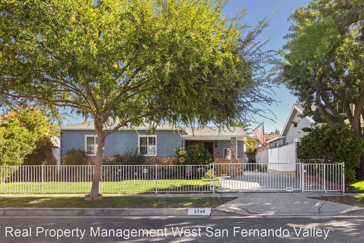 3 br, 2 bath House 5748 Chicopee Ave. House for Rent in Los Angeles, CA