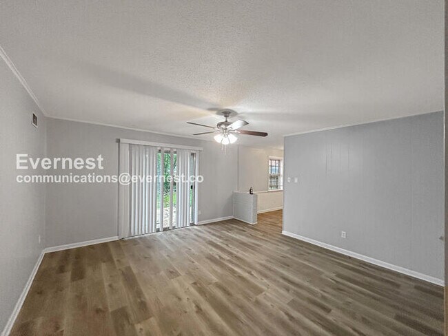 Building Photo - 3500 Panbrook Cove