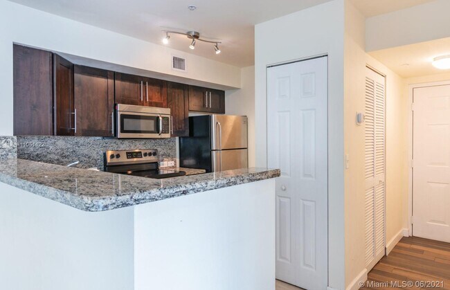Foto del edificio - 520 SW 111th Ave