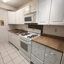 Building Photo - 4880 N Marine Dr