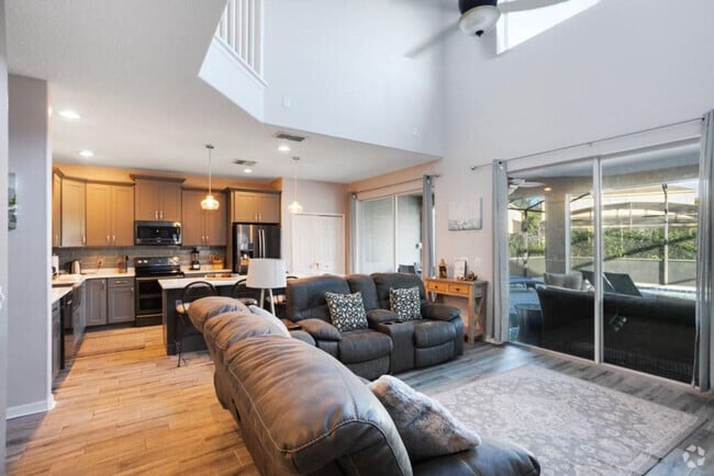 Building Photo - 8512 Palm Harbor Dr
